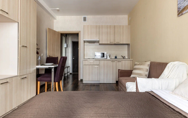 Prostornaya studiya V Zhk Salut Apartments