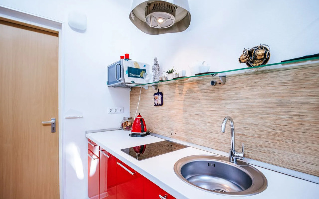 Квартира MyHomeYourHome на Градовской 69А