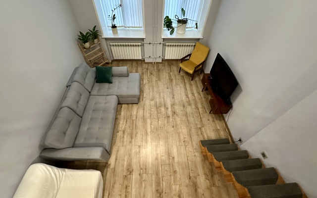 Stidiya Loft Dvikhurovnevaya Yarapartments Flat