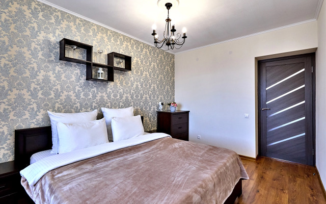 Квартира трехкомнатная рядом с парком Галицкого