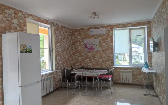 Guest house Tikhaya Gavan