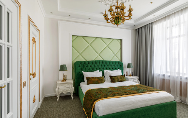 Brosko Moscow Hotel