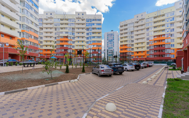 Lyuks Posutochno v Zhk Sosedi Flat