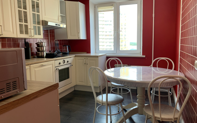 Квартира с дизайнерским ремонтом рядом с аквапарком ЛетоЛето