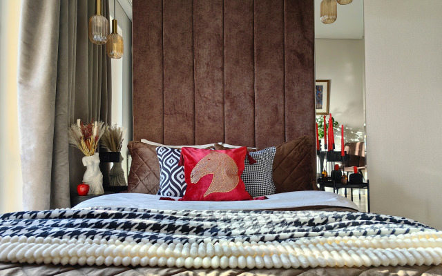 Квартира City House