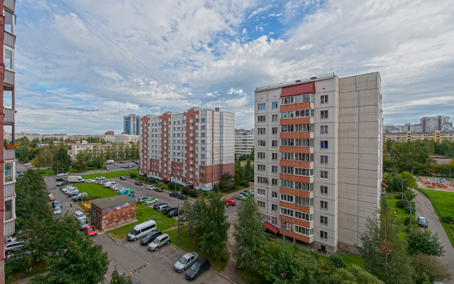 Na Serebristom Apartments