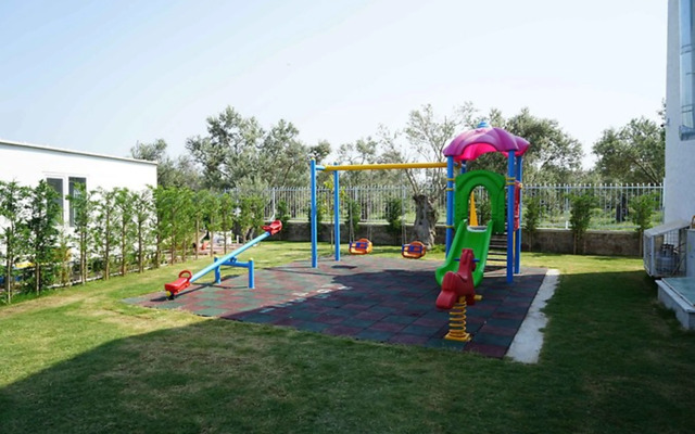 Zeytin Arası Apart Otel