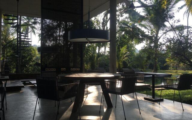 Kaju Green Eco Lodges Hotel