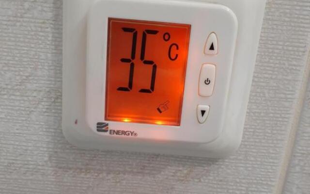 Na Komendantskom Prospekte 51 Flat