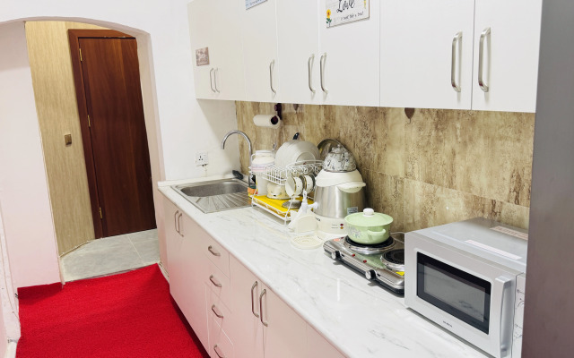 Alina Home Baku Hostel