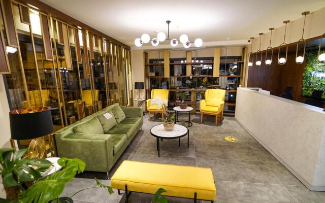 Fragments Hotel