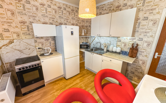 S zaseleniyem Lutshiy servis Posutochno50 Flat
