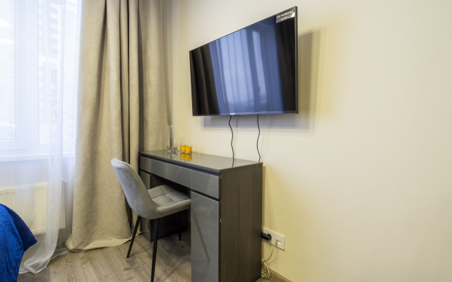 LuxApart U Metro Kupchino Apartment