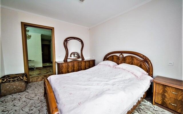 Квартира На Дзержинского