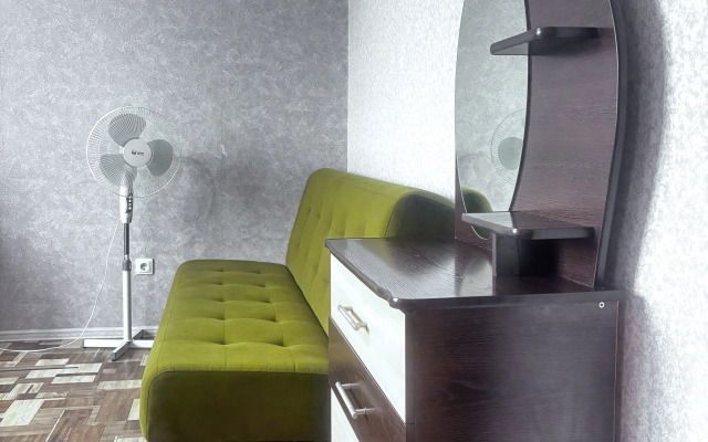 Na Naberezhnoy Flat
