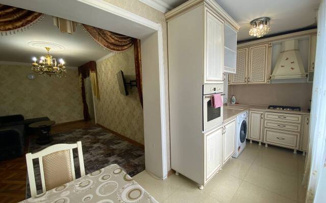 Квартира Sutochno Kvartira05