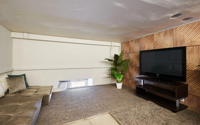 Квартира GM Apartments Современная Трешка на Парке Культуры