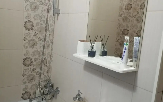 Честная Студия Четыре Угла ТЦ Аура