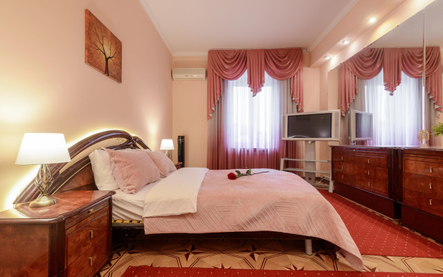 Квартира люкс на Патриарших трехкомнатная квартира 89 м2