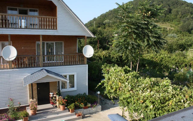 u Morya Private House
