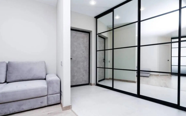 Clever House Apartments 1