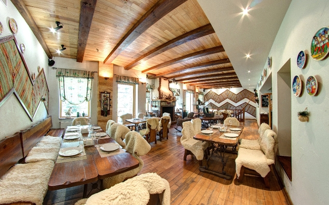 Lavanda Country Club Hotel