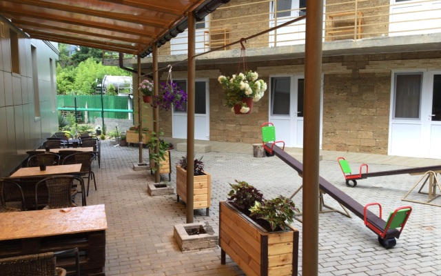 Aleksandrov Guest House
