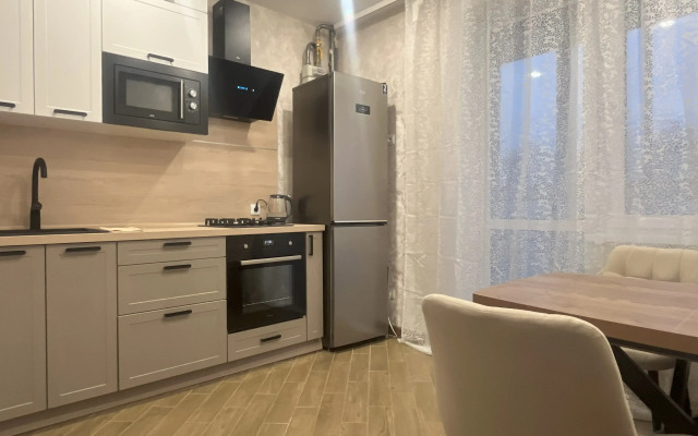 Квартира В 10-ти минутах от ТЦ “Глобус”!