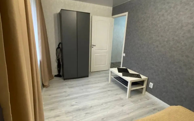2-room apartment near the South entrance Apartments