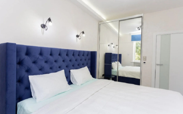 Апартаменты трёхкомнатные на Бобруйской 21