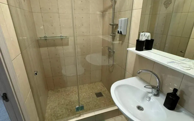 ArtPlaza Hotel