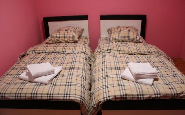 Mazeri Guest House