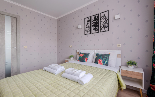 V Tsentre Na Gagarina Ot RentAp Flat