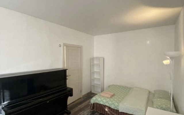 Апартаменты 2-К. возле метро ВДНХ