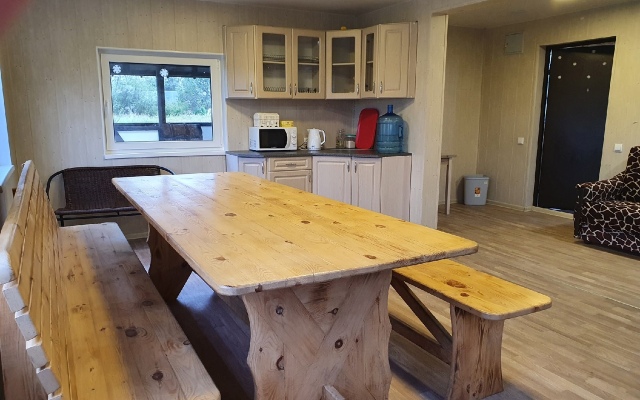 Уютный домик в Молочном