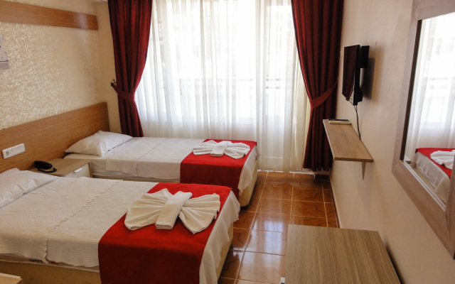 Altinersan Altinkum Didim Hotel