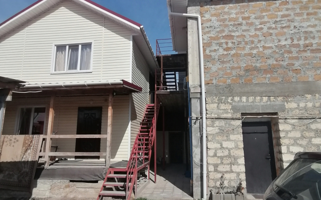 Zhidkova Guest house