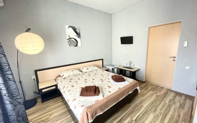 Dzhuliya Guest House