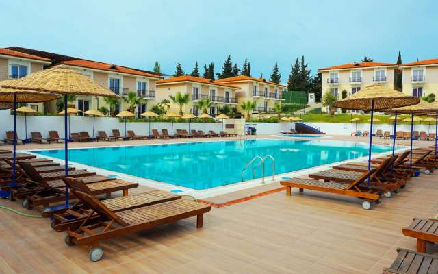 Курортный отель Club Atlantis