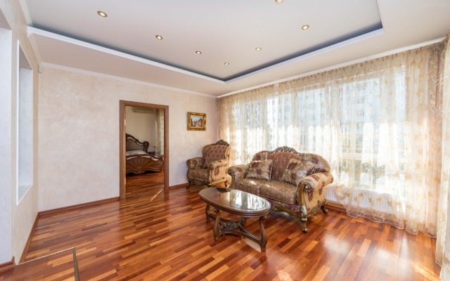 V Samom Tsentre Sochi Villa