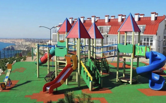 Апартаменты Fiolent Village 3