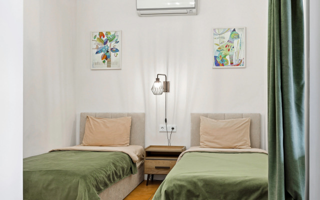 Квартира Современная 102 в ЖК Фамилия Делюкс