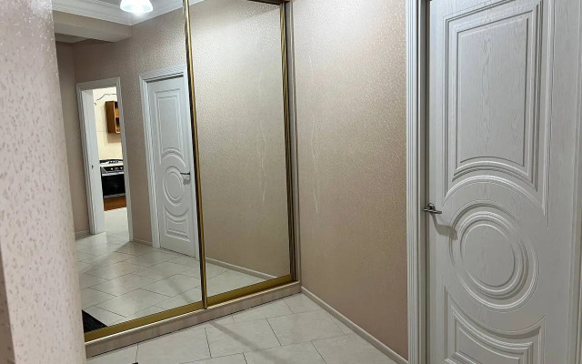 Квартира Уютная на Ирчи Казака