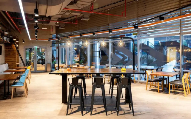 Crowne Plaza Doha - The Business Park by IHG