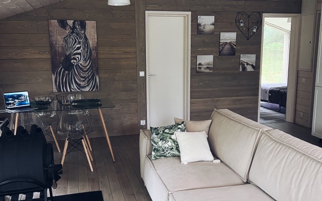 101 V Sosnakh Guest house