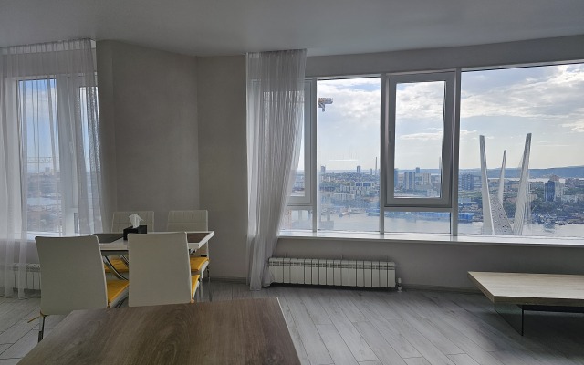 V Tsentre S Vidom na More Flat