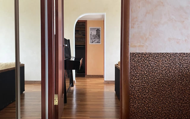 Апартаменты На Старо-Прегольской Набережной 14