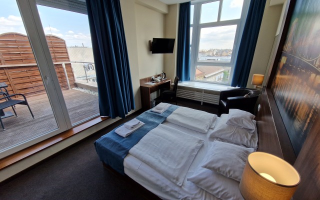 Medosz Hotel