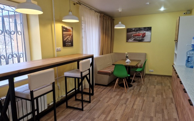 Elhostel Hostel