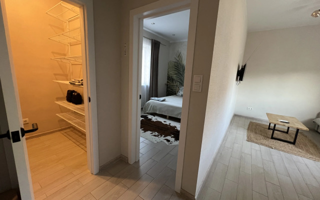 Dlya Dvoikh Flat